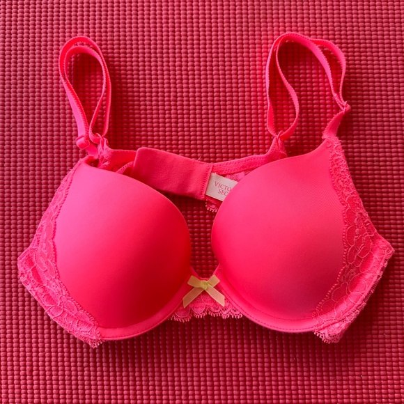 Victoria’s Secret Dream Angels Push-up Bra 32B - Picture 1 of 3